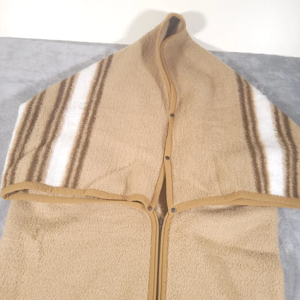 Vintage Biederlack Blanket Cuddle Wrap‎ Soft Snap Button Zip Brown White Stripes